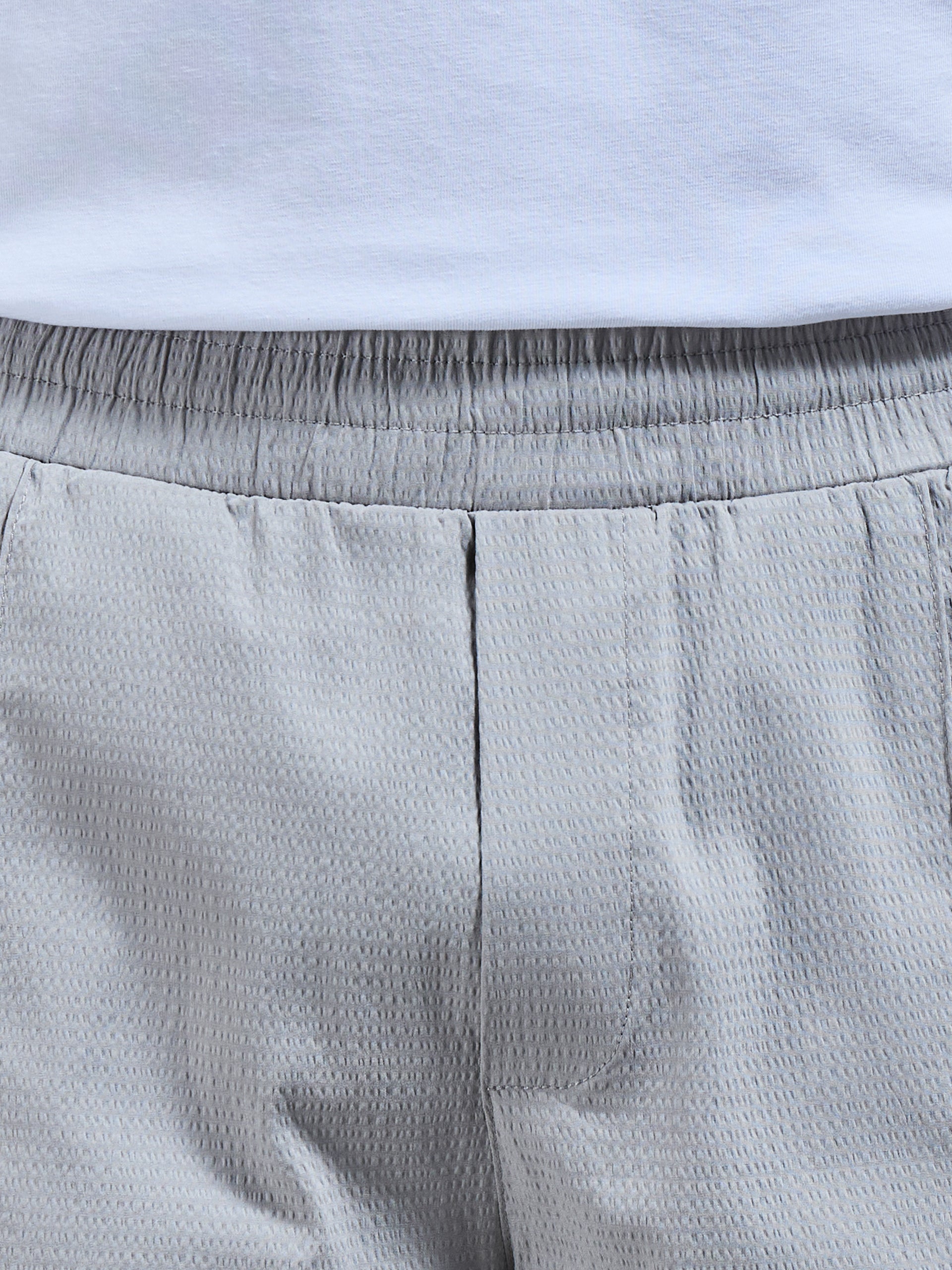 Seersucker Short in Stone