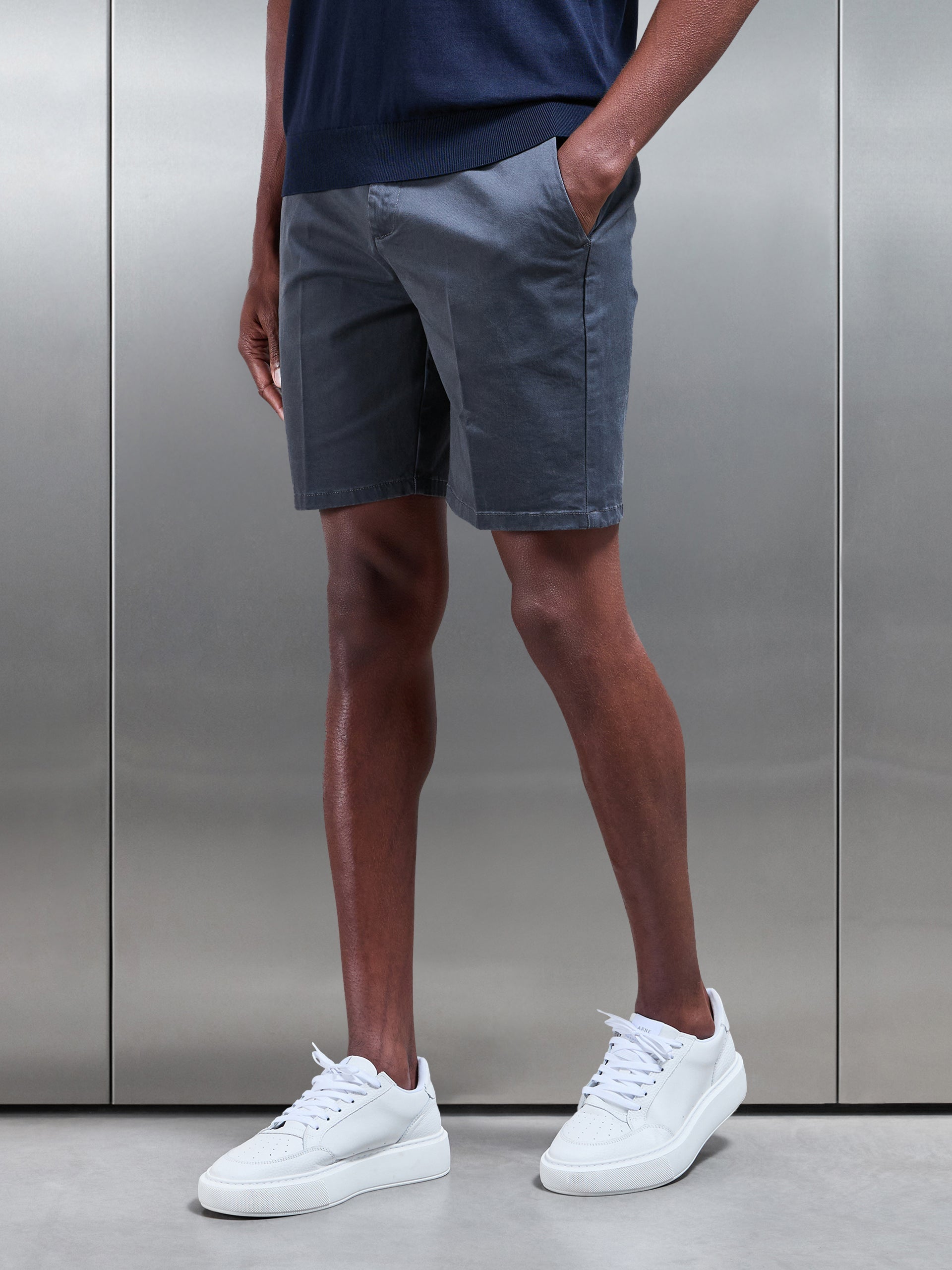 Tailored Side Adjuster Chino Short in Grey