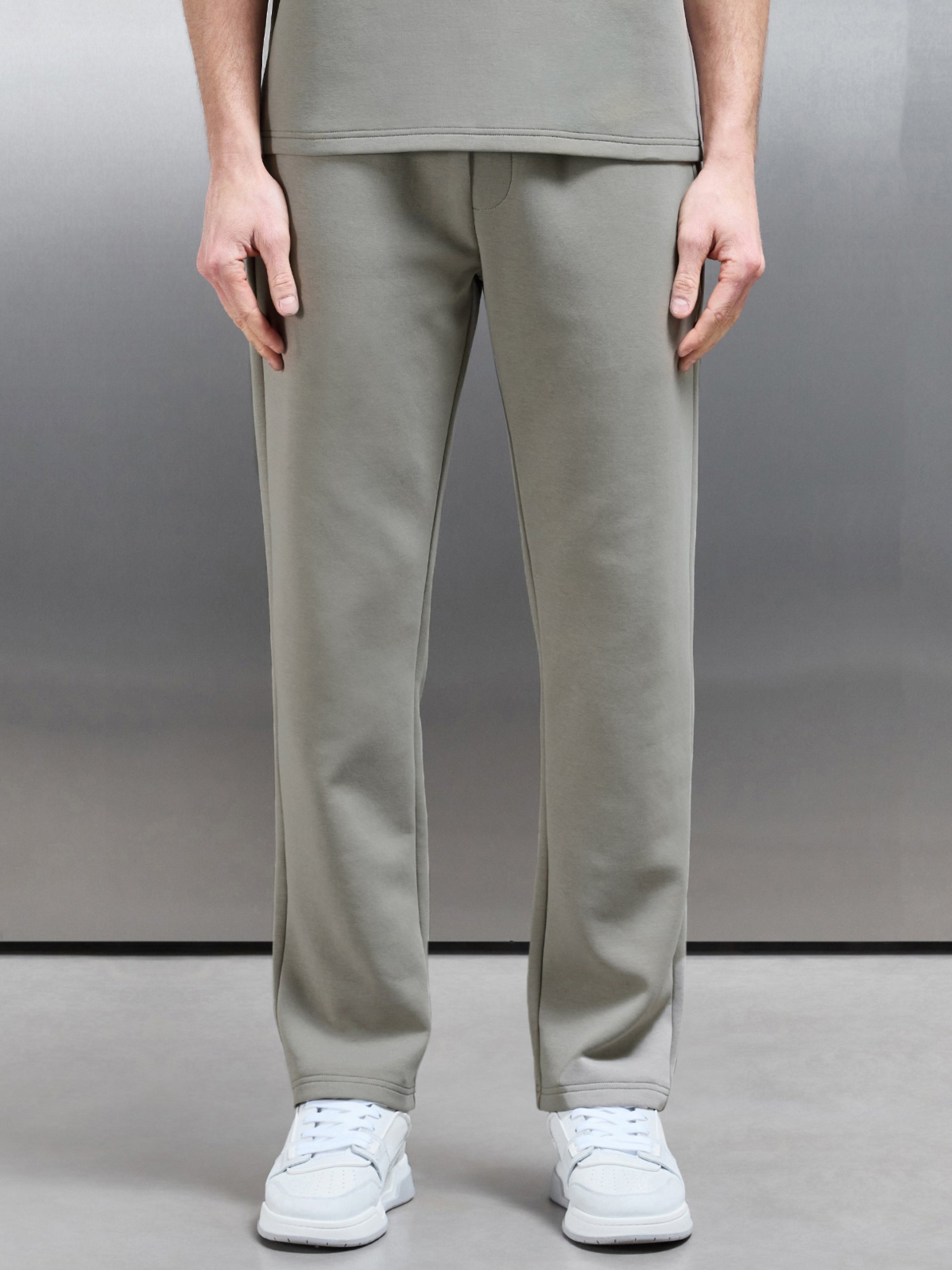 Everyday Luxe Straight Leg Jogger in Stone