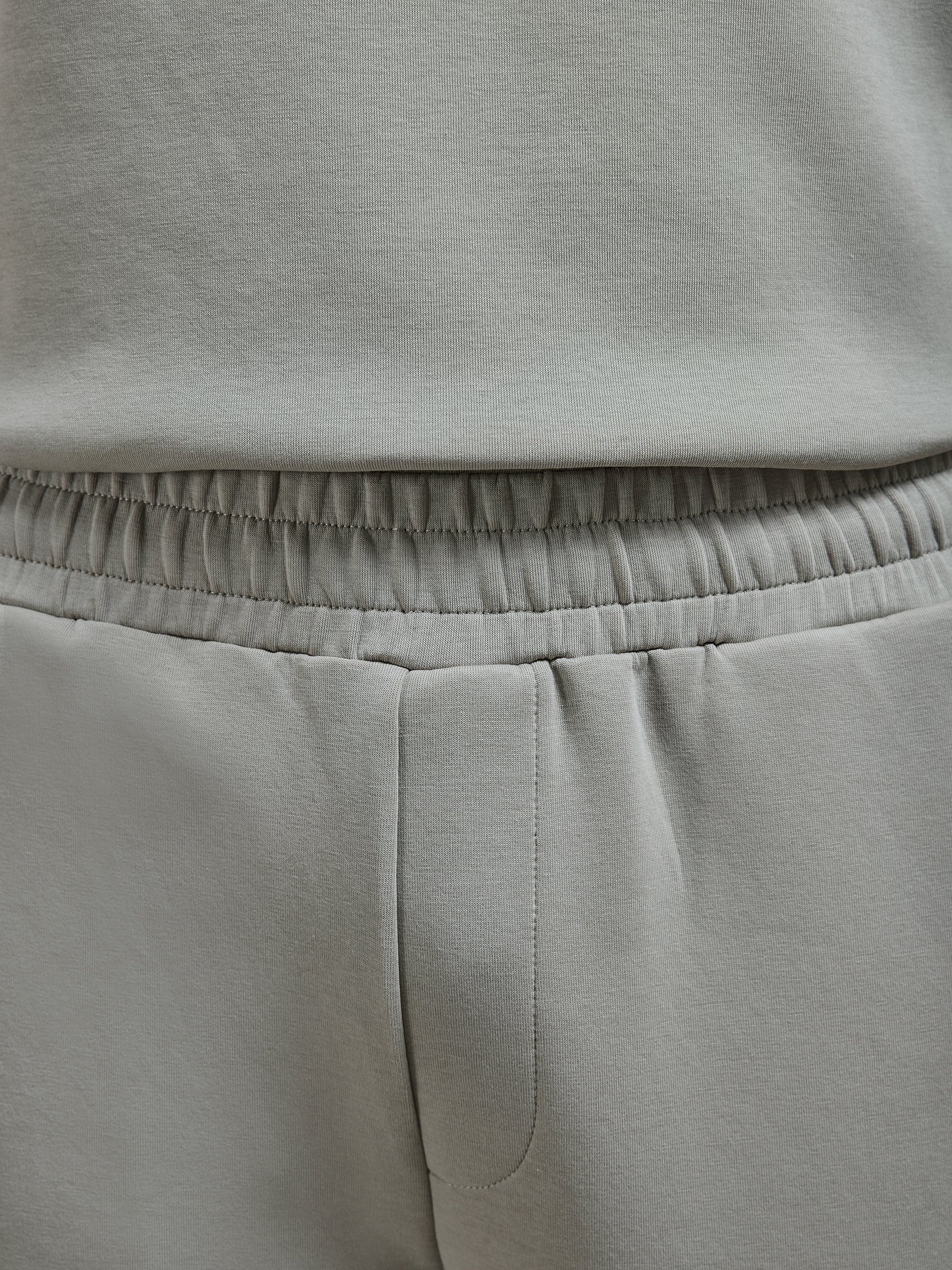 Everyday Luxe Straight Leg Jogger in Stone