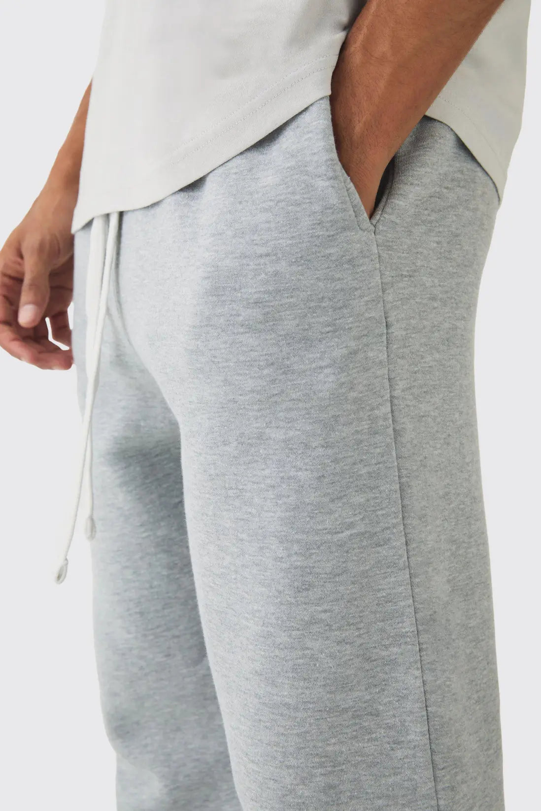 Baggy Fit Sweatpants –
